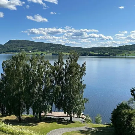 モーテル Kroderen & As Hamremoen